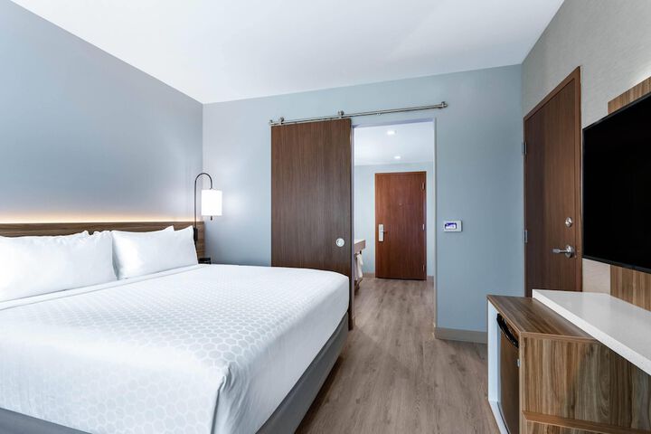 Wyndham Garden Miami International Airport