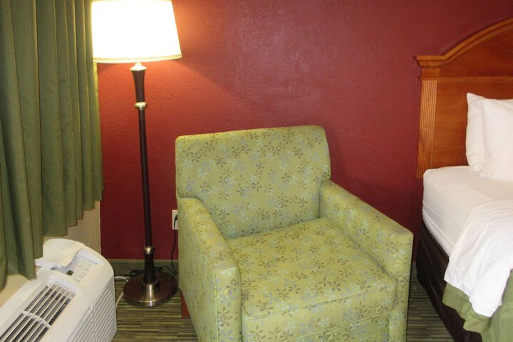 Room 38 of 51