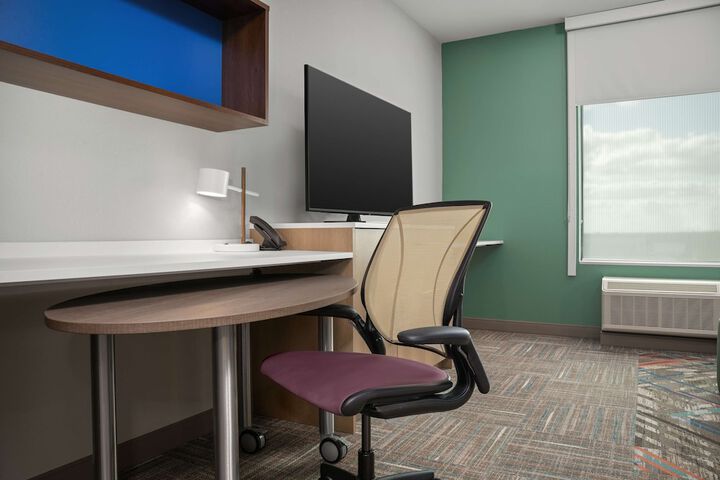 Room 17 of 30