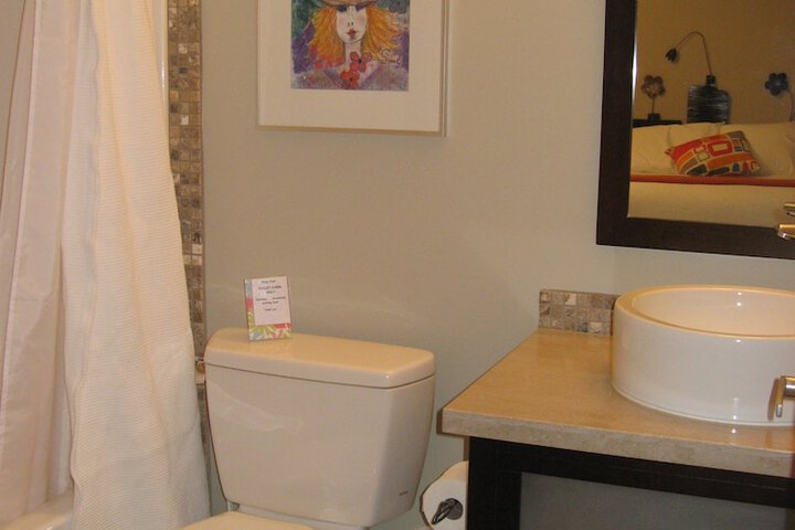 Room 14 of 27