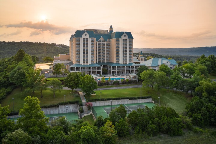 Hotel 4 of 92
