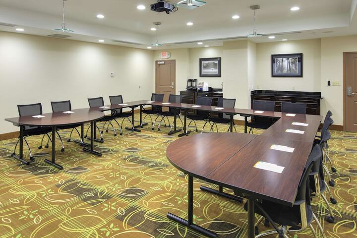 La Quinta Inn & Suites by Wyndham Memphis Wolfchase