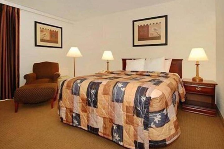Room 15 of 43