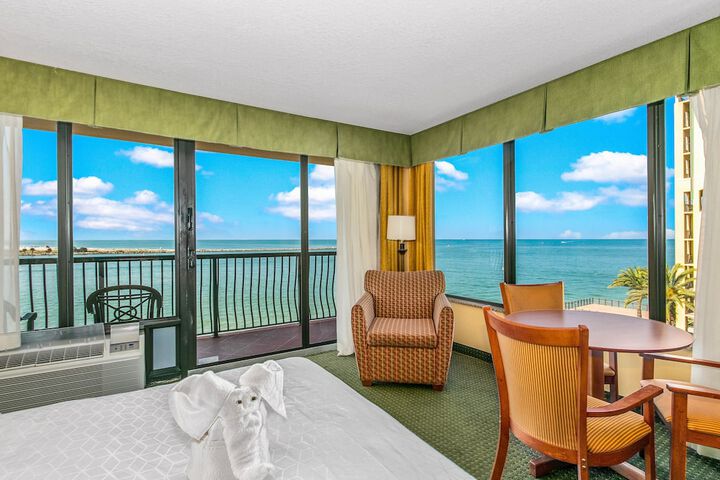 Room 45 of 108