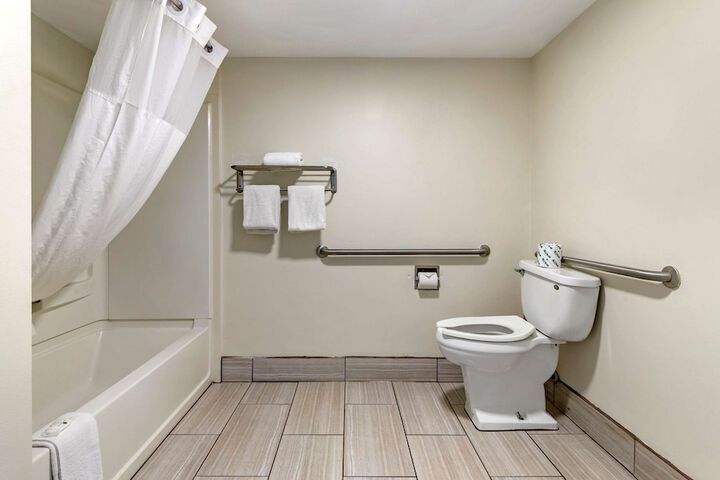 Room 43 of 54