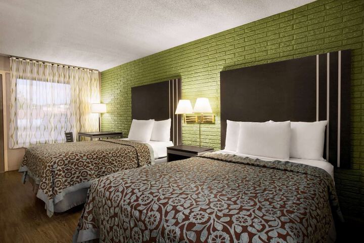Room 28 of 31