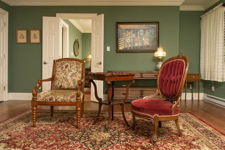 Room 90 of 116