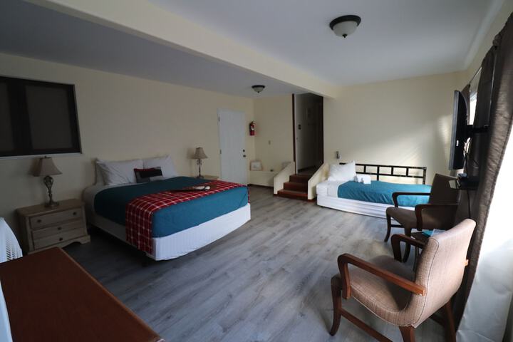 Room 16 of 35