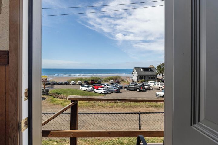 Oceanside Ocean Front Cabins