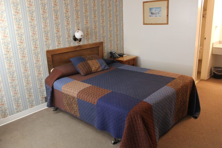 Room 12 of 50