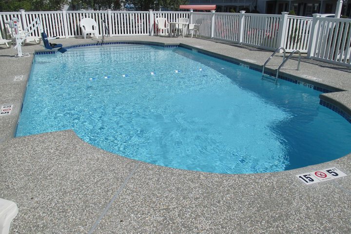 Long Beach Motor Inn