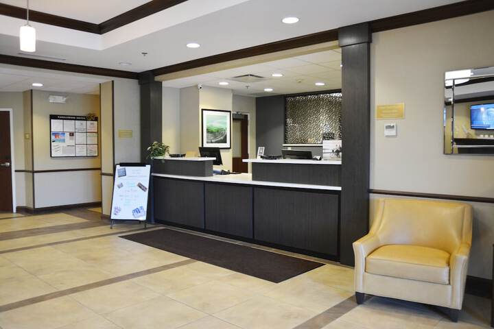 Candlewood Suites Youngstown W I-80 Niles Area by IHG
