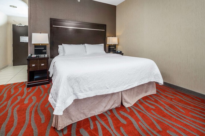 Hampton Inn & Suites Tulsa / Catoosa