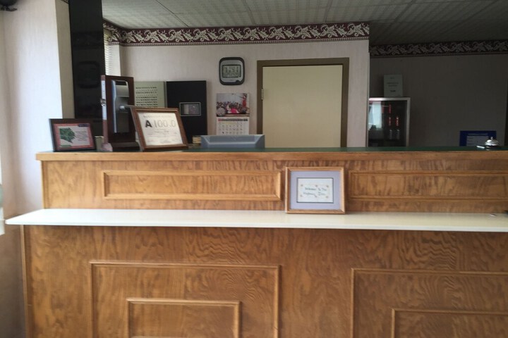 Highway Inn