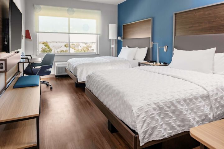 Room 10 of 21