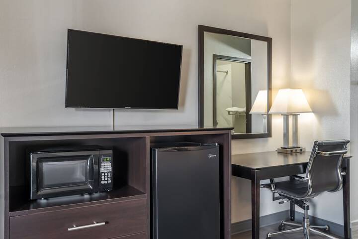 Room 26 of 49