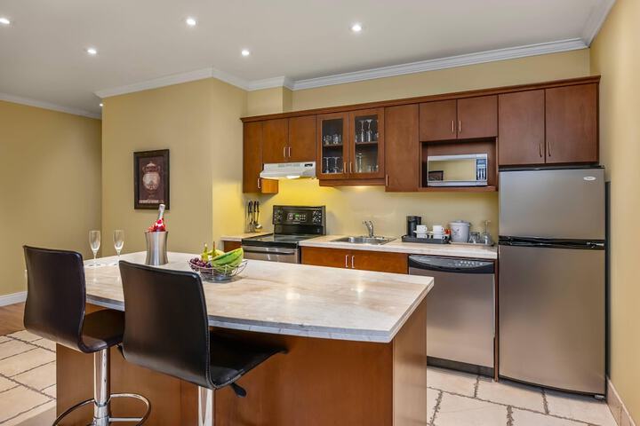 Hotel Brossard an Ascend Collection Hotel