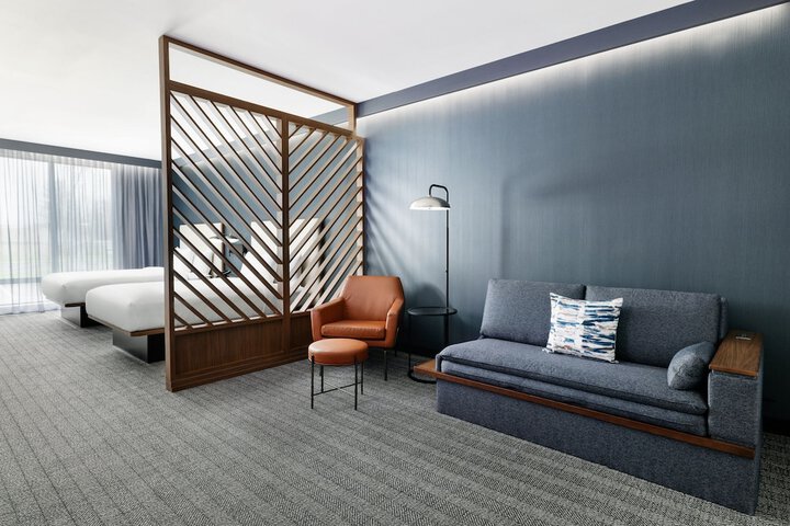 Room 17 of 23