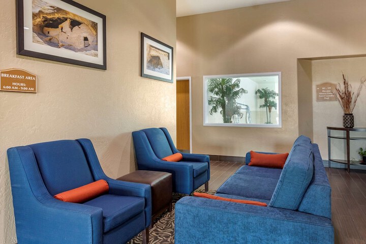 Hotel Interior 11 of 44
