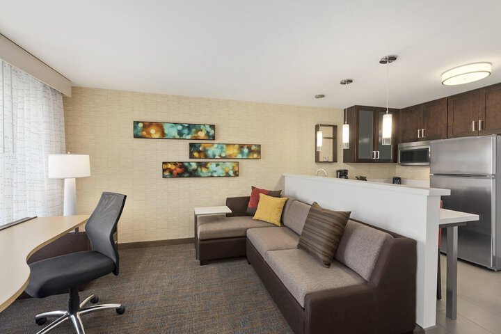 Room 16 of 26