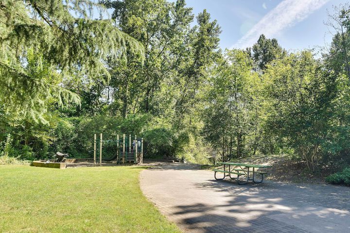 Charming Portland Home Walk to Light Rail!