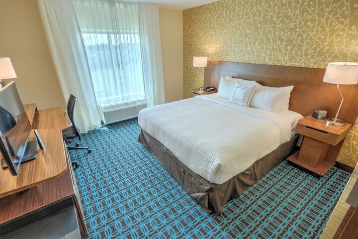 Room 12 of 21