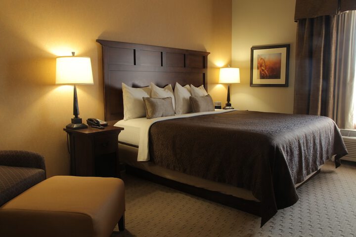 Teddys Residential Suites Watford City