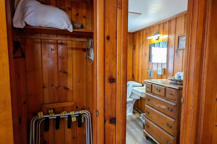 Room 87 of 140