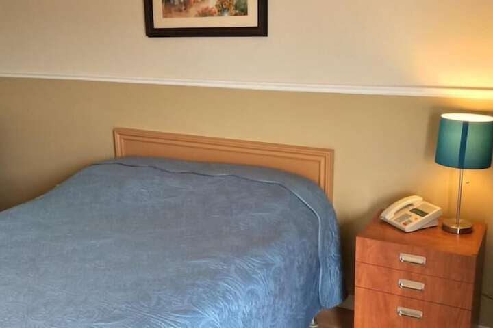 Room 11 of 35