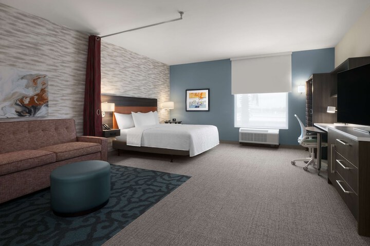 Room 15 of 36