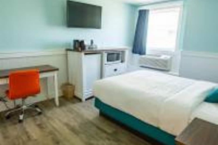 Room 64 of 105
