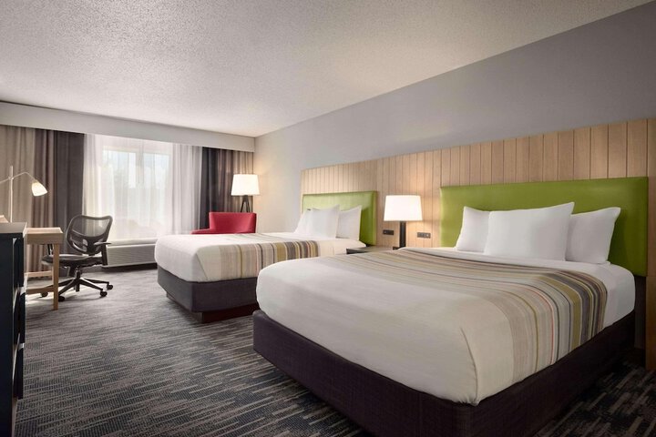 Country Inn & Suites by Radisson Brookings, SD