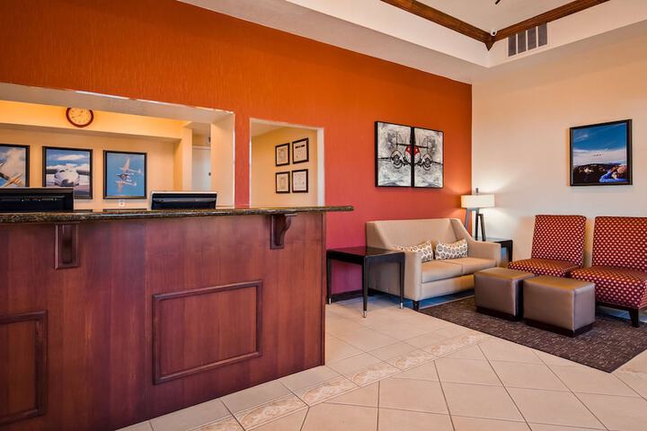 Hotel Interior 6 of 27