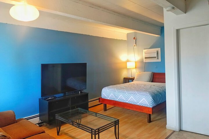 Caravan Motel