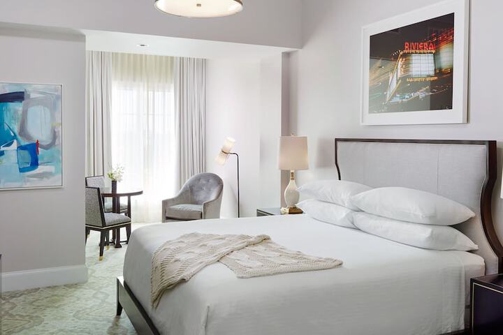 Room 8 of 37