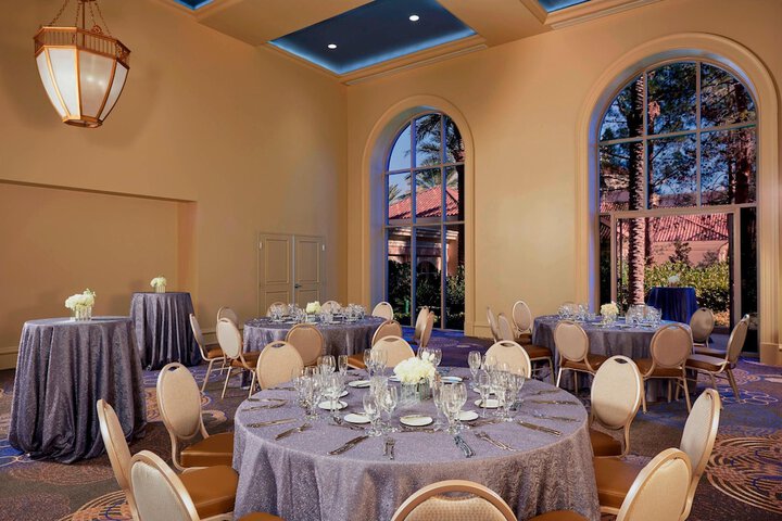 Hotel Interior 105 of 266