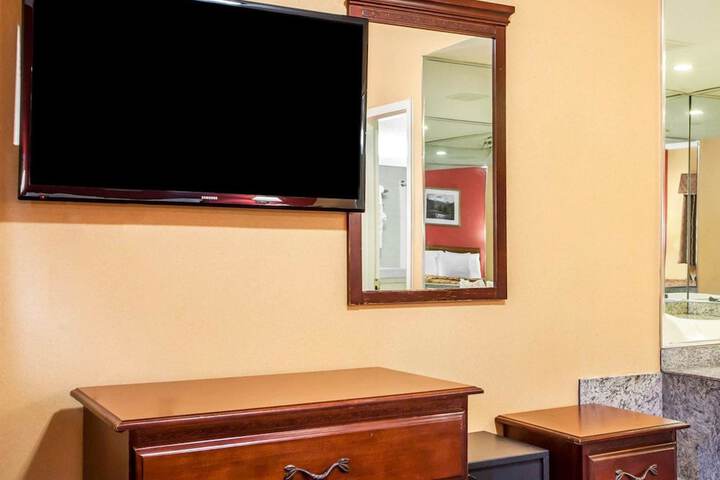 Rodeway Inn Jersey City North