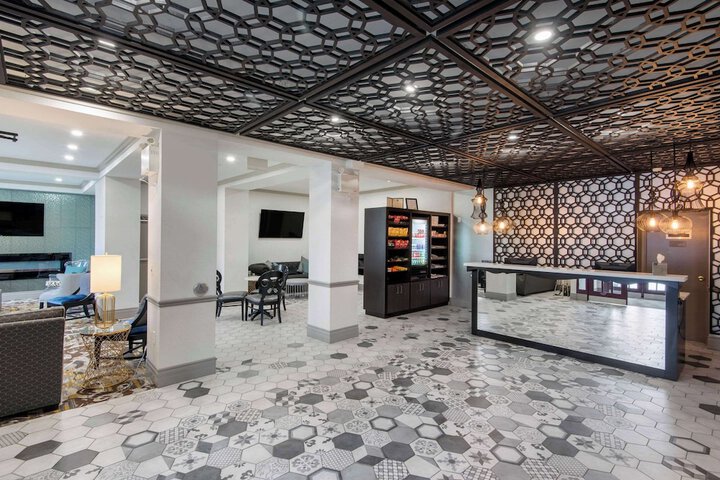 Hotel Interior 12 of 41