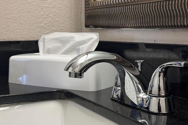 Clarion Inn & Suites Miami International Airport