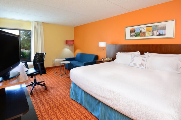 Room 20 of 38