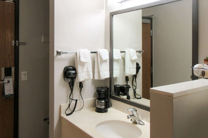 Room 25 of 50