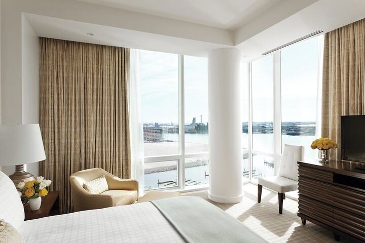Four Seasons Hotel Baltimore