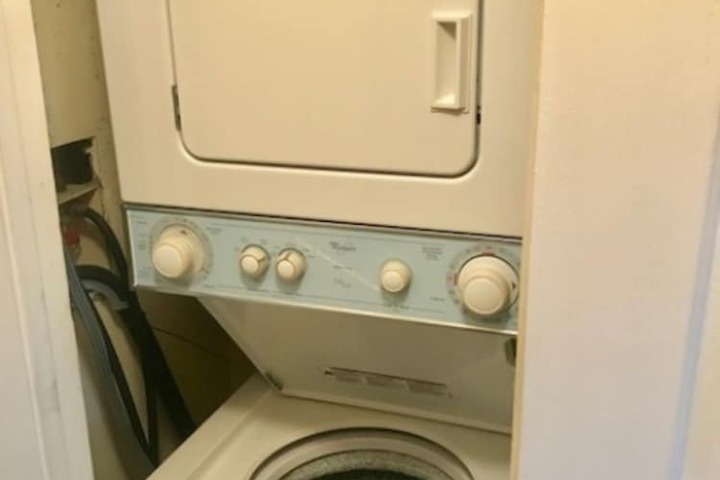Room 5 of 17