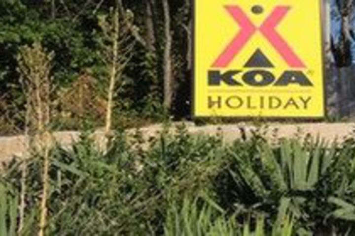 Kansas City East Oak Grove KOA