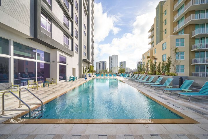 Tru by Hilton Fort Lauderdale Downtown