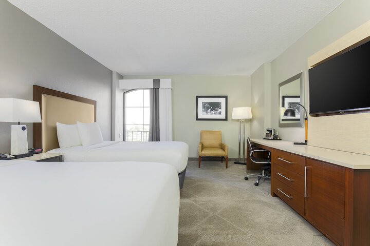 Room 14 of 39
