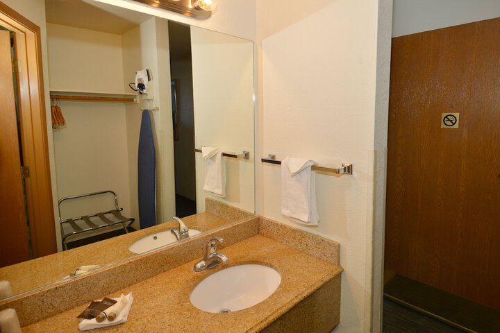 Room 44 of 84