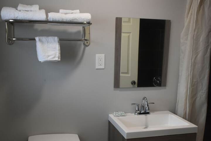 Room 83 of 141