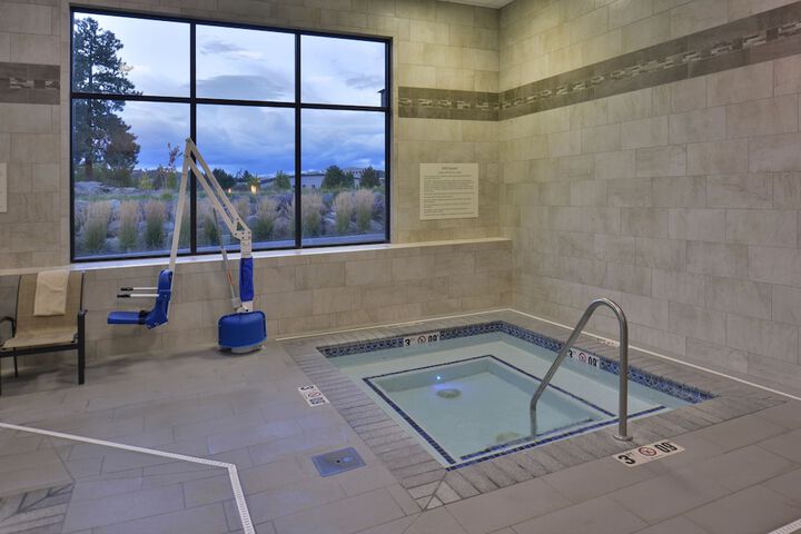 Spa 50 of 53