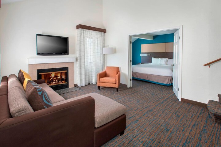 Room 12 of 20
